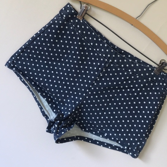 Denim polka dot pin up style shorts - Picture 2 of 5